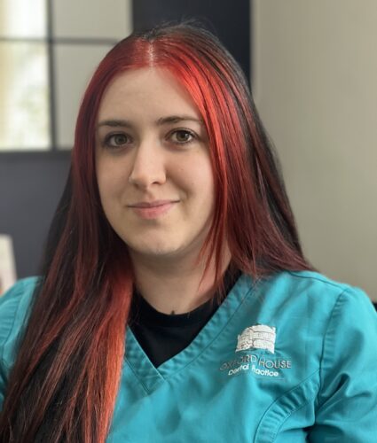 Team Member - Corina